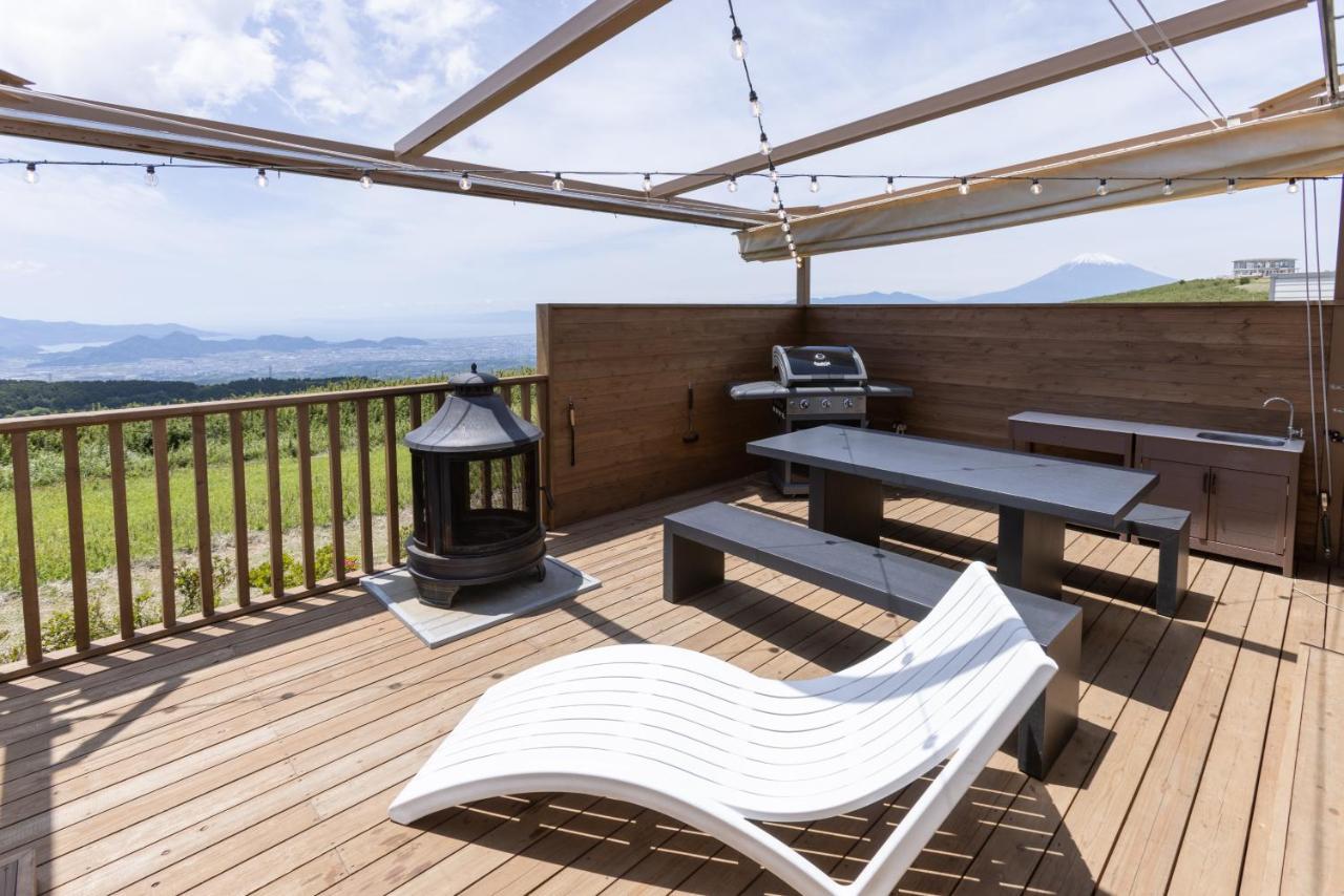 The Glamping 箱根十国峠 Villa Miyakami Екстериор снимка