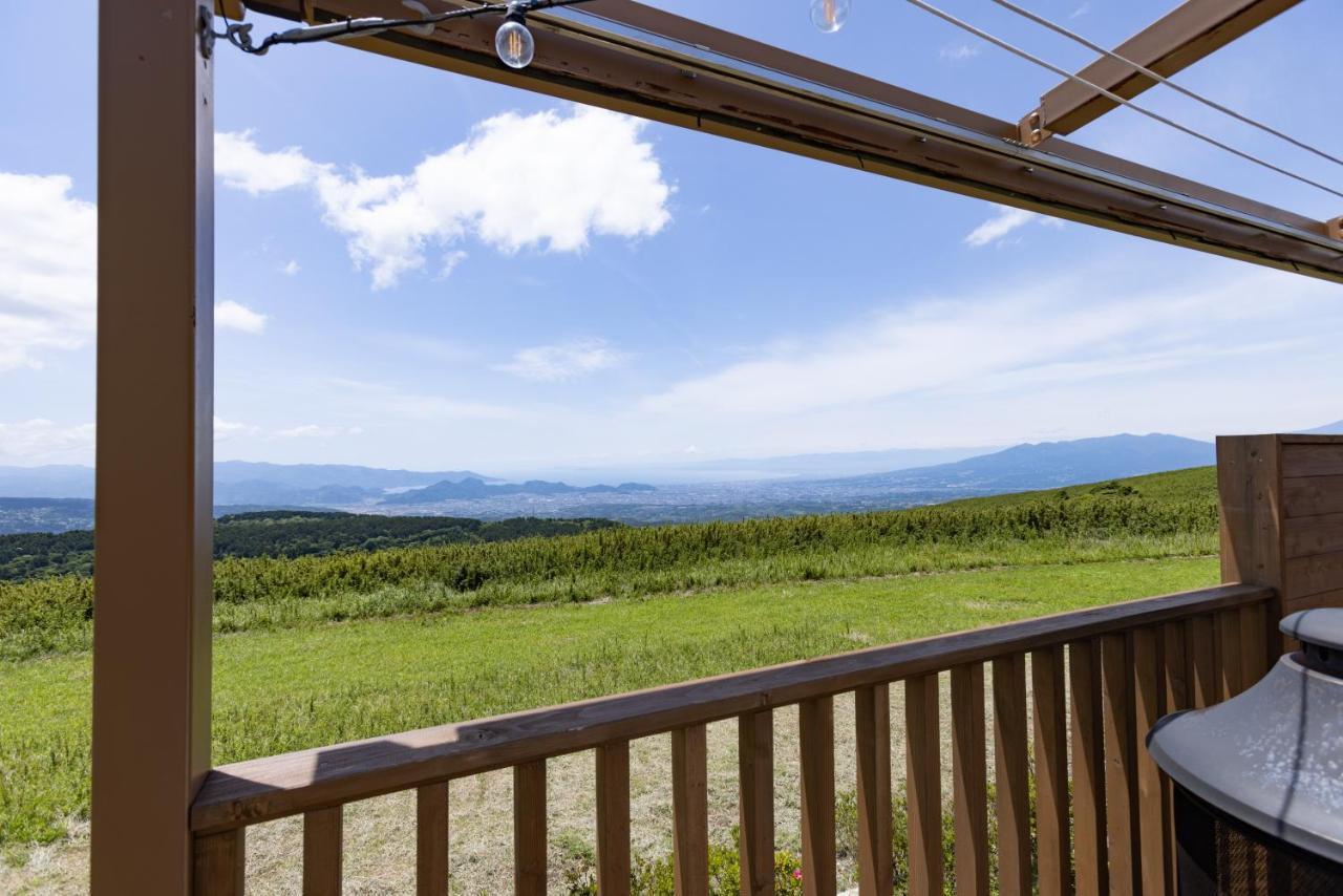 The Glamping 箱根十国峠 Villa Miyakami Екстериор снимка
