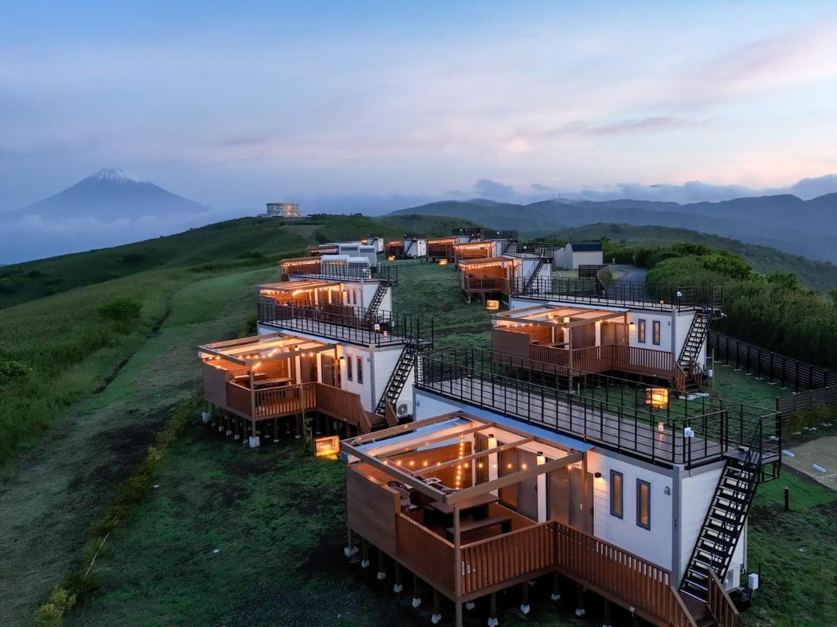 The Glamping 箱根十国峠 Villa Miyakami Екстериор снимка